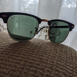 Ray-Ban Clubmaster Classic